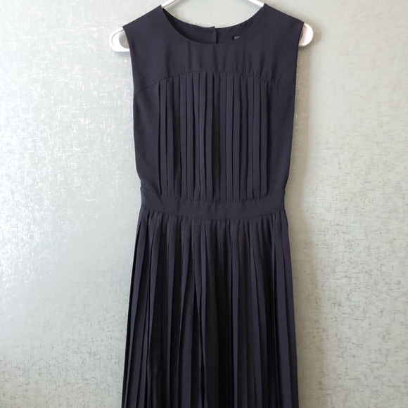 All Saints Spitalfields Raegan Pleated Dress - Picture 2 of 10